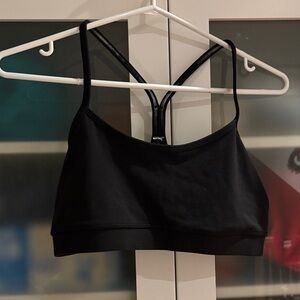 Lululemon Bra Luon Flow Y Black SZ 8 🖤🖤🖤